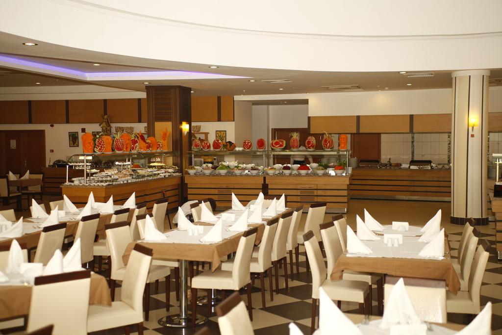 Cenger Beach Resort Spa Kızılot Exterior foto