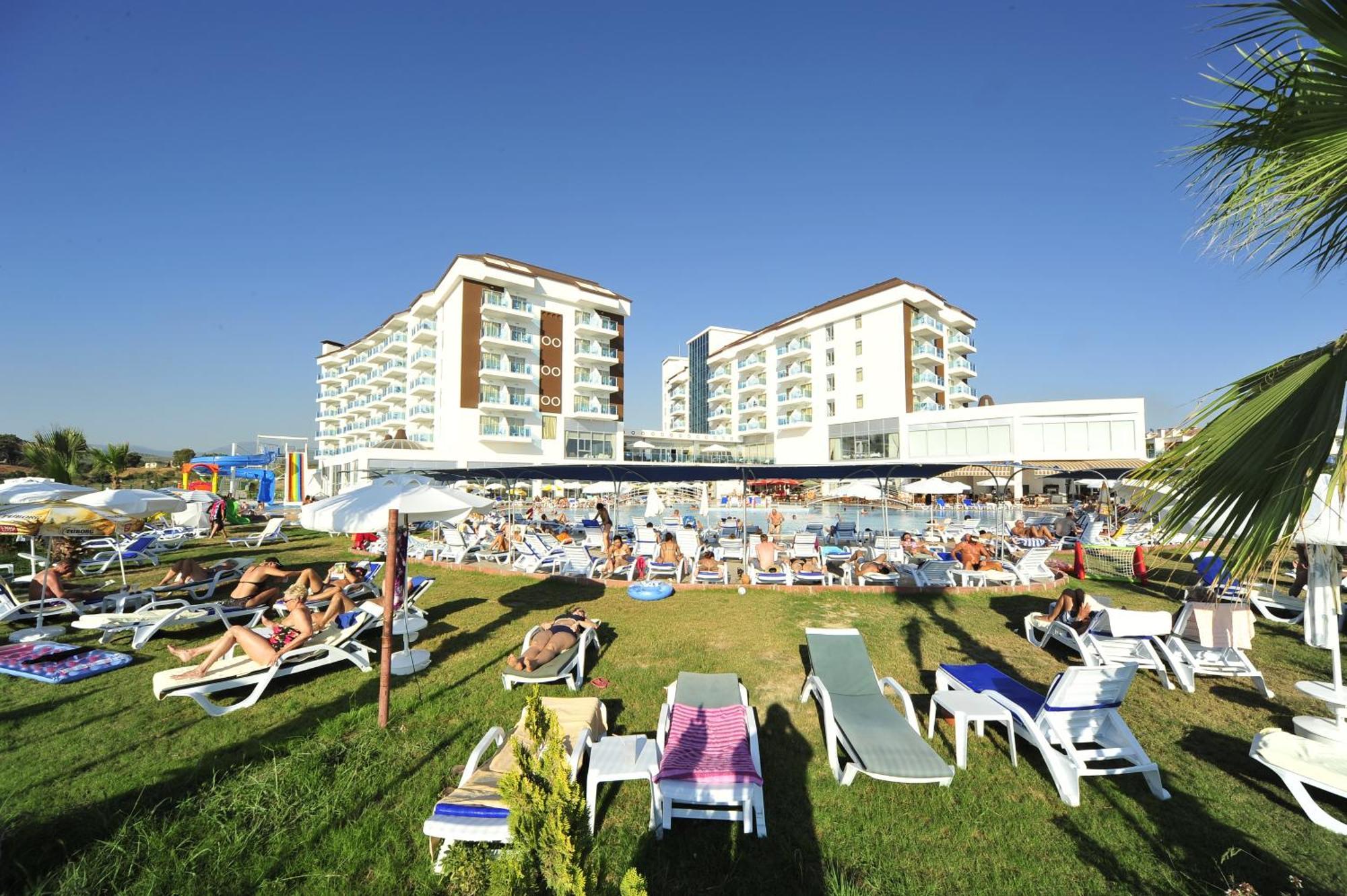 Cenger Beach Resort Spa Kızılot Exterior foto