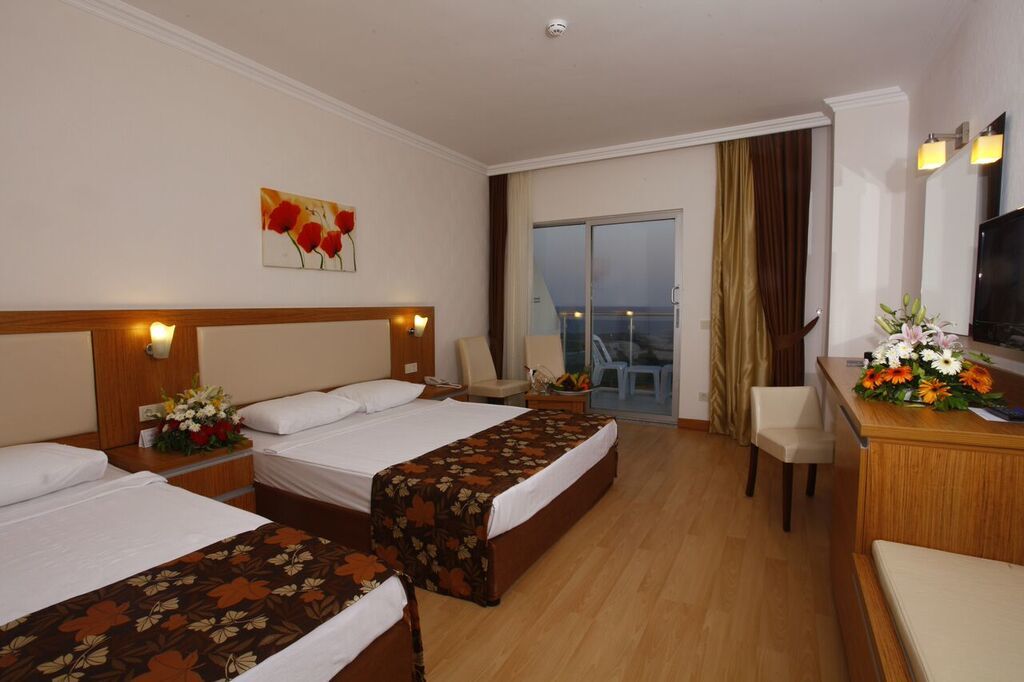 Cenger Beach Resort Spa Kızılot Exterior foto