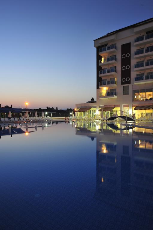 Cenger Beach Resort Spa Kızılot Exterior foto
